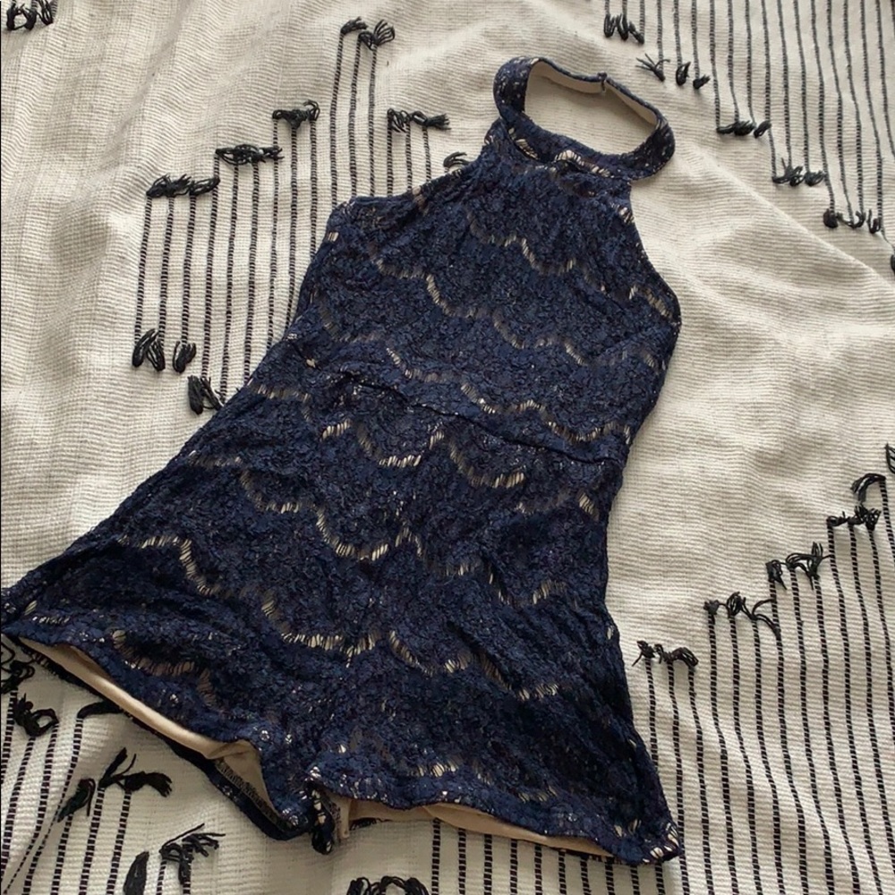 WORN ONCE LACE BACKLESS ROMPER
